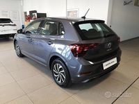 Usata VW Polo 95 CV (69 kW) 2025 Grigio Utilitaria