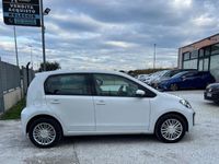 usata VW up! neo patentati Soli 10.000 km