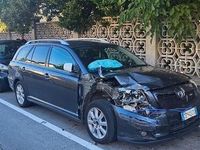 Usata Toyota Avensis 177 CV (130 kW) 2007 Blu Station wagon