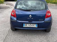 Usata Renault Clio II Dynamique 68 CV (50 kW) 2007 Berlina