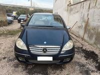 Usata Mercedes A180 Elegance 110 CV (80 kW) 2005 Blu Berlina