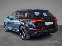 Usata Audi Q7 S-Line 231 CV (169 kW) 2023 Nero / pastello SUV