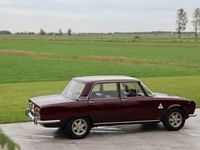 Usata Alfa Romeo 1750 116 CV (85 kW) 1971 Rosso Berlina