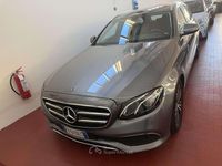 Usata Mercedes E200 Premium Plus 160 CV (117 kW) 2019 Grigio Station wagon