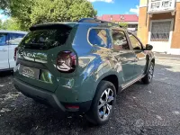 Usata Dacia Duster Journey 101 CV (74 kW) 2023 Verde SUV