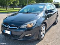 Usata Opel Astra 110 CV (80 kW) 2014 Nero Station wagon