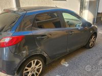 Usata Mazda 2 68 CV (50 kW) 2008 Grigio Utilitaria