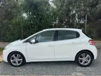Usata Peugeot 208 Allure 92 CV (67 kW) 2013 Bianco Utilitaria