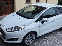 Usata Ford Fiesta Titanium 75 CV (55 kW) 2015 Bianco Berlina