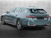 Usata BMW 520 197 CV (144 kW) 2025 Verde Station wagon