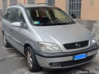 Usata Opel Zafira 116 CV (85 kW) 1999 Argento Monovolume