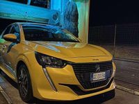 Usata Peugeot 208 Allure 101 CV (74 kW) 2021 Giallo Utilitaria
