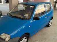 Usata Fiat 600 54 CV (39 kW) 2005 Blu Utilitaria