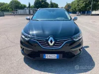 Usata Renault Mégane IV 110 CV (80 kW) 2017 Grigio Berlina
