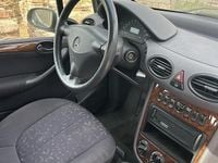 Usata Mercedes A170 95 CV (69 kW) 2002 Grigio Monovolume