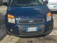 Usata Ford Fusion 76 CV (55 kW) 2010 Bluazzurro Utilitaria