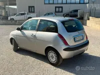 Usata Lancia Ypsilon 80 CV (58 kW) 2006 Grigio Utilitaria