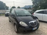 Usata Lancia Musa 90 CV (66 kW) 2006 Nero Monovolume