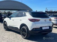 Usata Opel Grandland X GS Line 131 CV (96 kW) 2022 Bianco SUV