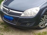 Käytetty Opel Astra 101 HP (74 kW) 2008 Sininen Sedan