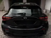 Usata Infiniti Q30 Sport Tech 170 CV (125 kW) 2016 Nero Berlina