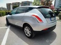 Usata Lancia Delta Silver 120 CV (88 kW) 2010 Grigio Utilitaria