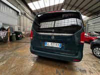 Usata Mercedes V250 Avantgarde 190 CV (139 kW) 2022 Verde Monovolume