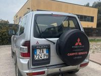 Usata Mitsubishi Pajero 115 CV (84 kW) 2002 Grigio SUV