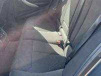 Usata BMW 318 143 CV (105 kW) 2014 Gray Station wagon