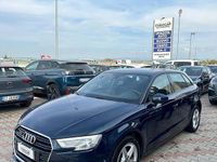 Usata Audi A3 Business 150 CV (110 kW) 2017 Blu Berlina