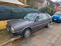 Usata Lancia Delta 78 CV (57 kW) 1986 Grigio Utilitaria