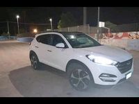Usata Hyundai Tucson Xpossible 141 CV (103 kW) 2016 Bianco SUV