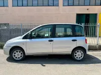 Usata Fiat Multipla Dynamic 103 CV (75 kW) 2009 Grigio Monovolume