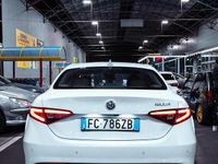 Usata Alfa Romeo Giulia 150 CV (110 kW) 2016 Bianco Berlina