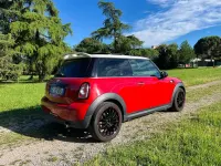 Usata Mini ONE 75 CV (55 kW) 2012 Rosso Utilitaria