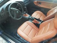 Usata BMW 318 116 CV (85 kW) 1995 Blu Cabrio