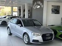 Usata Audi A3 Attraction 110 CV (80 kW) 2017 Argento Berlina