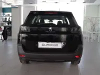 Usata Peugeot 5008 Business-Line 131 CV (96 kW) 2021 Nero / black SUV
