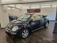 Usata VW New Beetle 105 CV (77 kW) 2008 Nero Utilitaria