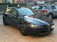 Usata Alfa Romeo 147 150 CV (110 kW) 2006 Nero Utilitaria