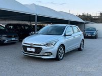 Usata Hyundai i20 Comfort 90 CV (66 kW) 2016 Grigio Berlina