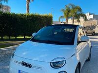Usata Fiat 500e 69 kW (95 CV) 2021 Bianco Cabrio