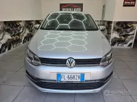Usata VW Polo Comfortline 75 CV (55 kW) 2017 Grigio Berlina