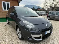 Usata Renault Scénic III 110 CV (80 kW) 2011 Grigio Monovolume