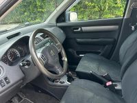 Second-hand Suzuki Swift 92 CP (67 kW) 2005 Gri Hatchback