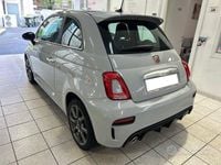 Usata Abarth 595 145 CV (106 kW) 2022 Grigio pastello Utilitaria