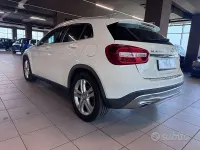 Usata Mercedes GLA200 136 CV (100 kW) 2016 Bianco SUV