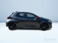 Usata Toyota Yaris Hybrid 92 CV (67 kW) 2022 Grigio Berlina