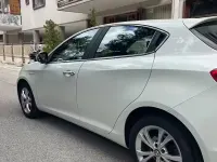 Usata Alfa Romeo Giulietta 120 CV (88 kW) 2011 Bianco Utilitaria