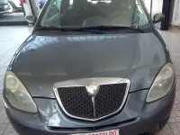 Usata Lancia Ypsilon 75 CV (55 kW) 2007 Grigio Utilitaria